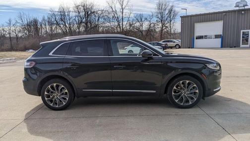 2023 Lincoln Nautilus Reserve