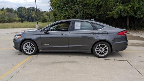2019 Ford Fusion Hybrid SE