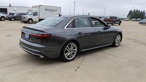 2023 Audi A4 45 S line Premium Plus