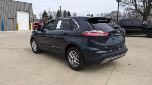 Blue Metallic 2024 Ford Edge SEL