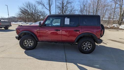 2025 Ford Bronco Badlands