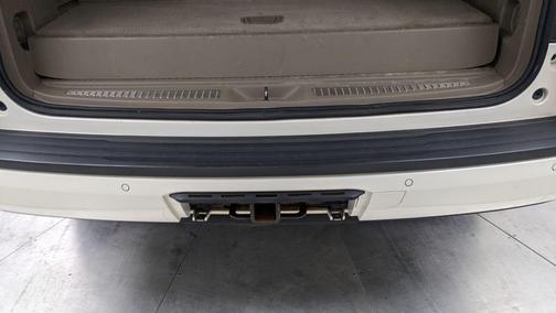 White Diamond Clearcoat 2015 GMC Yukon SLT