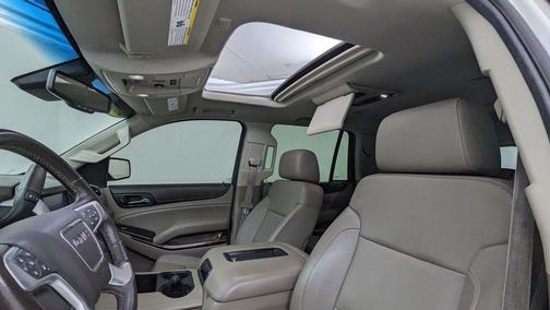 White Diamond Clearcoat 2015 GMC Yukon SLT