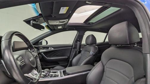 2023 Kia Stinger GT2