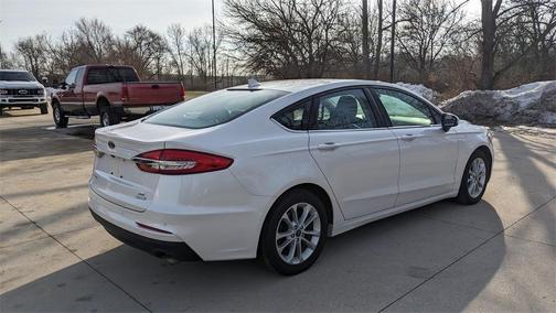 2020 Ford Fusion SE