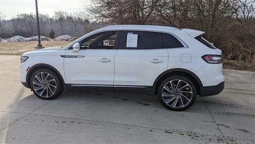 2021 Lincoln Nautilus Reserve