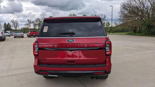 Red Metallic 2022 Ford Expedition Limited