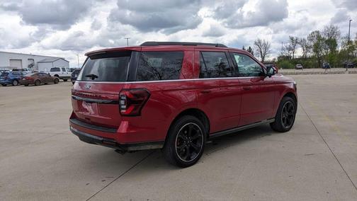 Red Metallic 2022 Ford Expedition Limited