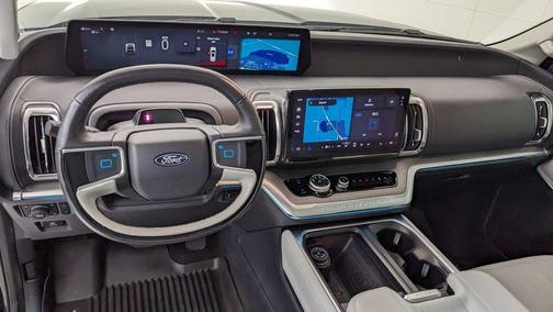 Gray Metallic 2025 Ford Expedition Platinum