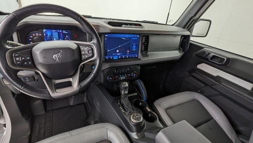 Oxford White 2024 Ford Bronco Black Diamond