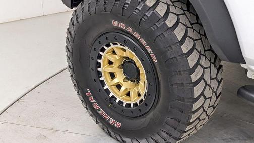 Oxford White 2024 Ford Bronco Black Diamond