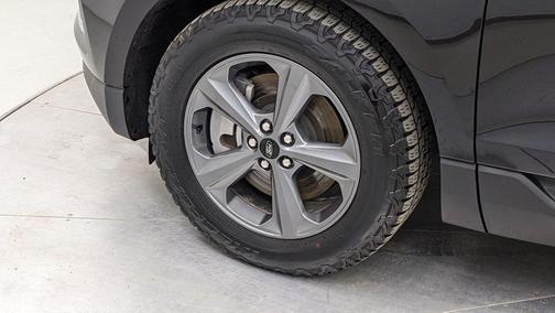 Black Metallic 2023 Ford Edge SEL