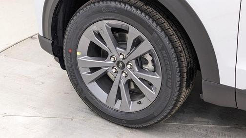 Space White Metallic 2026 Ford Explorer Active