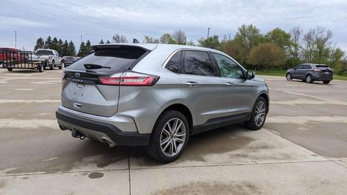 Iconic Silver Metallic 2024 Ford Edge Titanium