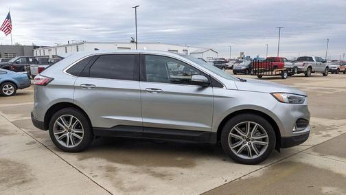 Iconic Silver Metallic 2024 Ford Edge Titanium