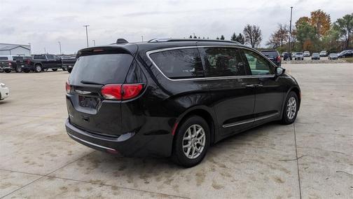 2020 Chrysler Pacifica Touring-L