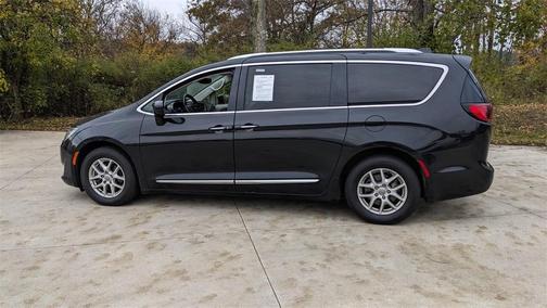 2020 Chrysler Pacifica Touring-L