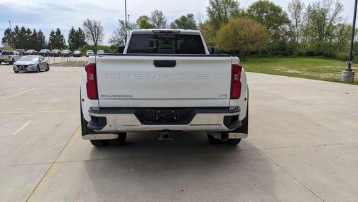 Summit White 2022 Chevrolet Silverado 3500 LTZ