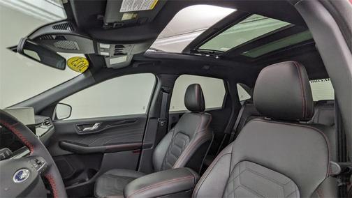 2023 Ford Escape ST-Line Elite