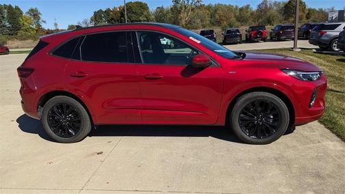 2023 Ford Escape ST-Line Elite