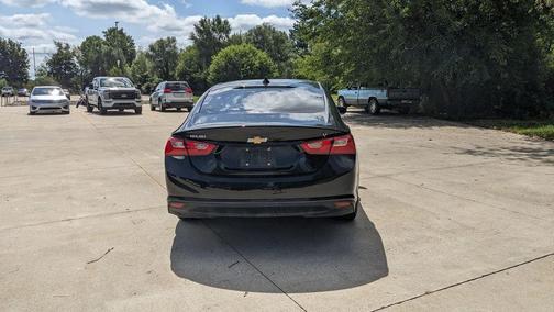 Black 2017 Chevrolet Malibu 1LT