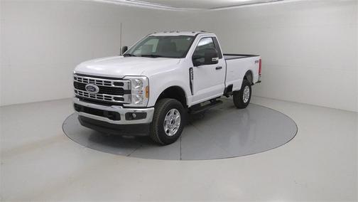 2025 Ford F-350 XLT