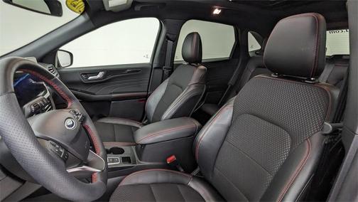 2025 Ford Escape ST-Line Elite