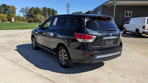 2014 Nissan Pathfinder S