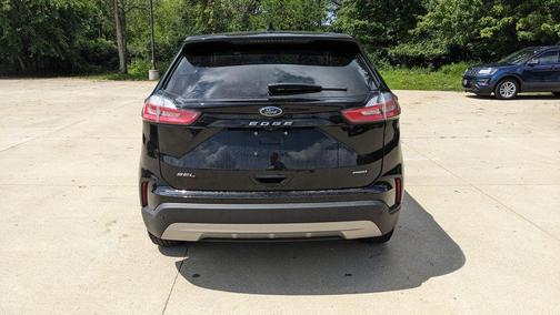 Black Metallic 2023 Ford Edge SEL