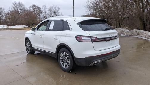 2022 Lincoln Nautilus Standard