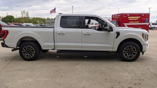 Oxford White 2023 Ford F-150 XLT