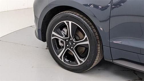 2024 Ford Edge ST