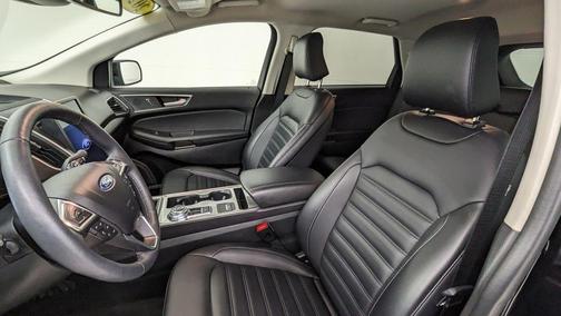 Agate Black Metallic 2024 Ford Edge SEL