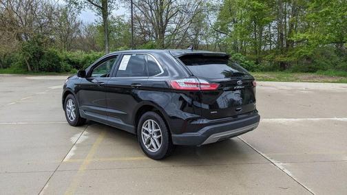 Agate Black Metallic 2024 Ford Edge SEL