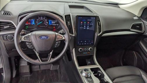 Agate Black Metallic 2024 Ford Edge SEL