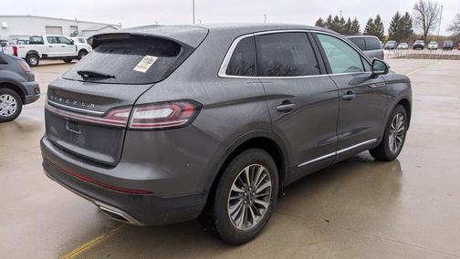 2022 Lincoln Nautilus Standard