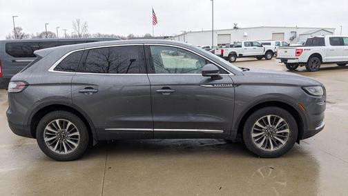 2022 Lincoln Nautilus Standard