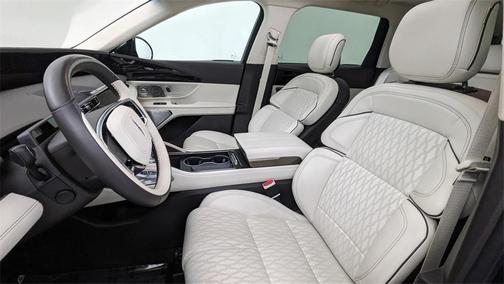 2024 Lincoln Nautilus Black Label