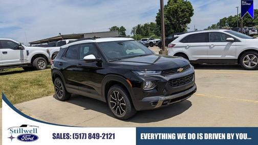 Mosaic Black Metallic 2023 Chevrolet Trailblazer ACTIV