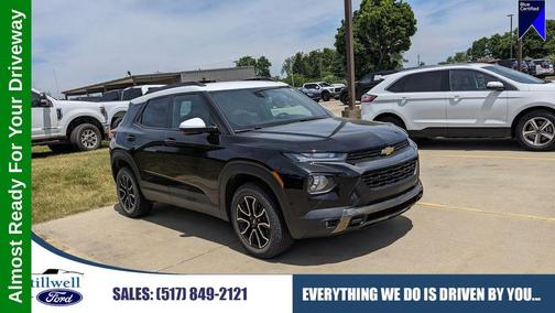 Mosaic Black Metallic 2023 Chevrolet Trailblazer ACTIV