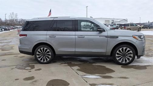 2022 Lincoln Navigator Reserve