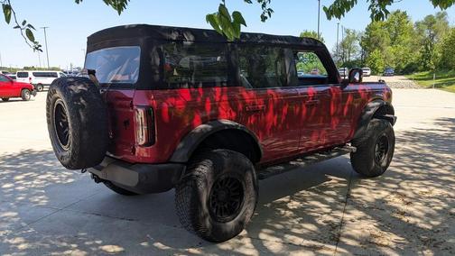 Red Metallic 2021 Ford Bronco Outer Banks