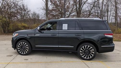 2023 Lincoln Navigator Black Label