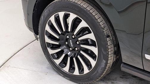 2023 Lincoln Navigator Black Label