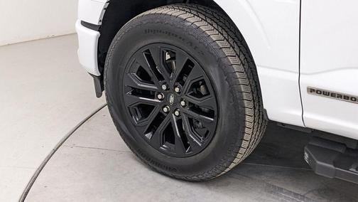 Oxford White 2024 Ford F-150 Lariat