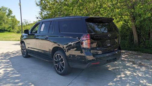 Black 2024 Chevrolet Suburban RST