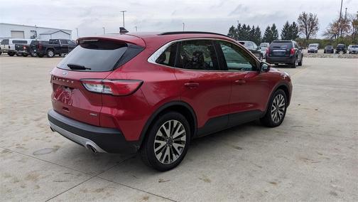 2020 Ford Escape Titanium Hybrid