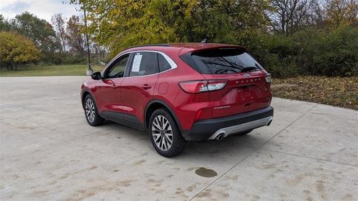 2020 Ford Escape Titanium Hybrid