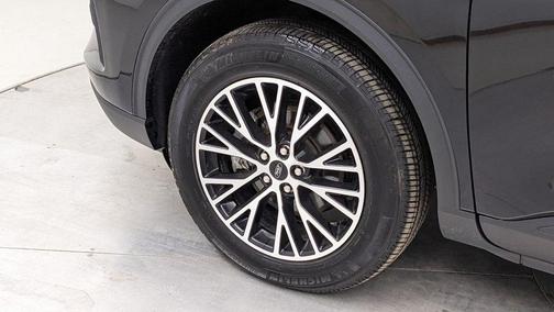 Agate Black Metallic 2025 Ford Escape PHEV