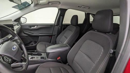 Rapid Red Metallic Tinted Clearcoat 2023 Ford Escape Active